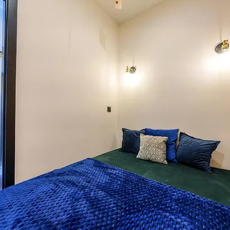 Апартаменты Hello Wizzard World *